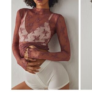 Lady Lux Layering Top NWT size M